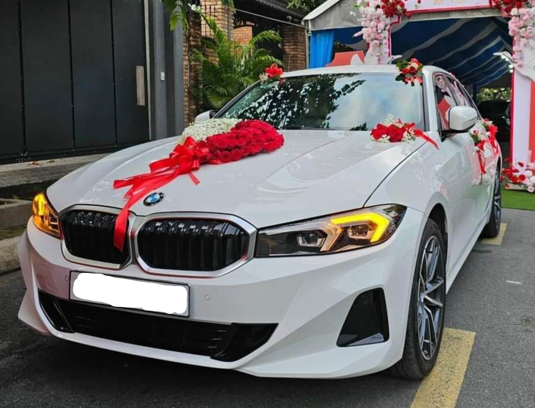 Xe cưới hạng sang